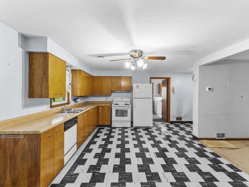 4002 Radnor Road, Radnor, OH 43066 Photo 12