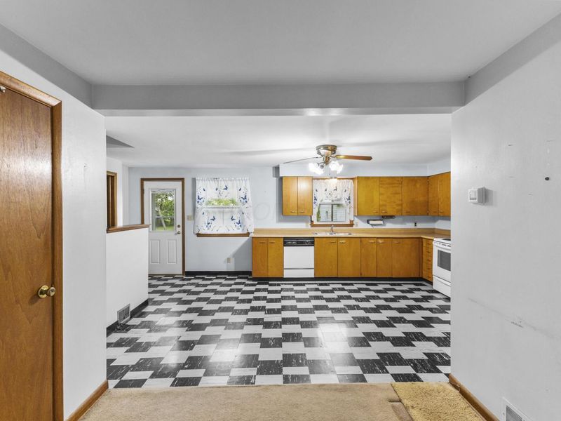 4002 Radnor Road, Radnor, OH 43066 Photo 9
