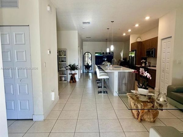 8005 NW 104th Ave APT#3, Doral, FL 33178
