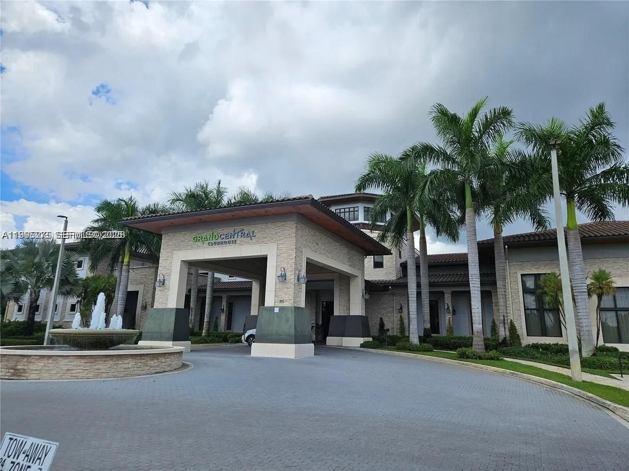 8005 NW 104th Ave Apt#3, Doral, FL 33178 Photo