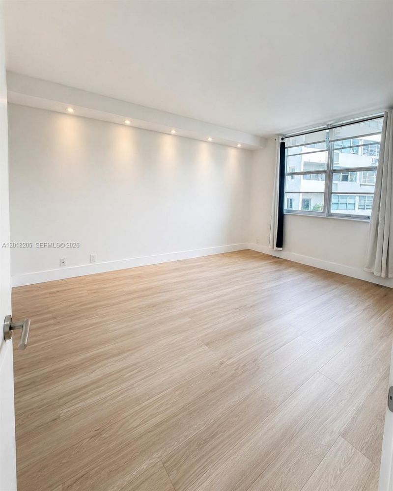5 Island Ave , Unit 9B, Miami Beach, FL 33139 Photo