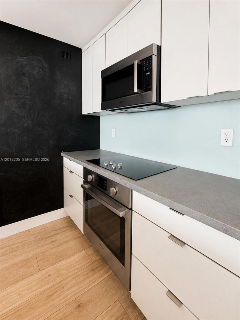 5 Island Ave , Unit 9B, Miami Beach, FL 33139 Photo