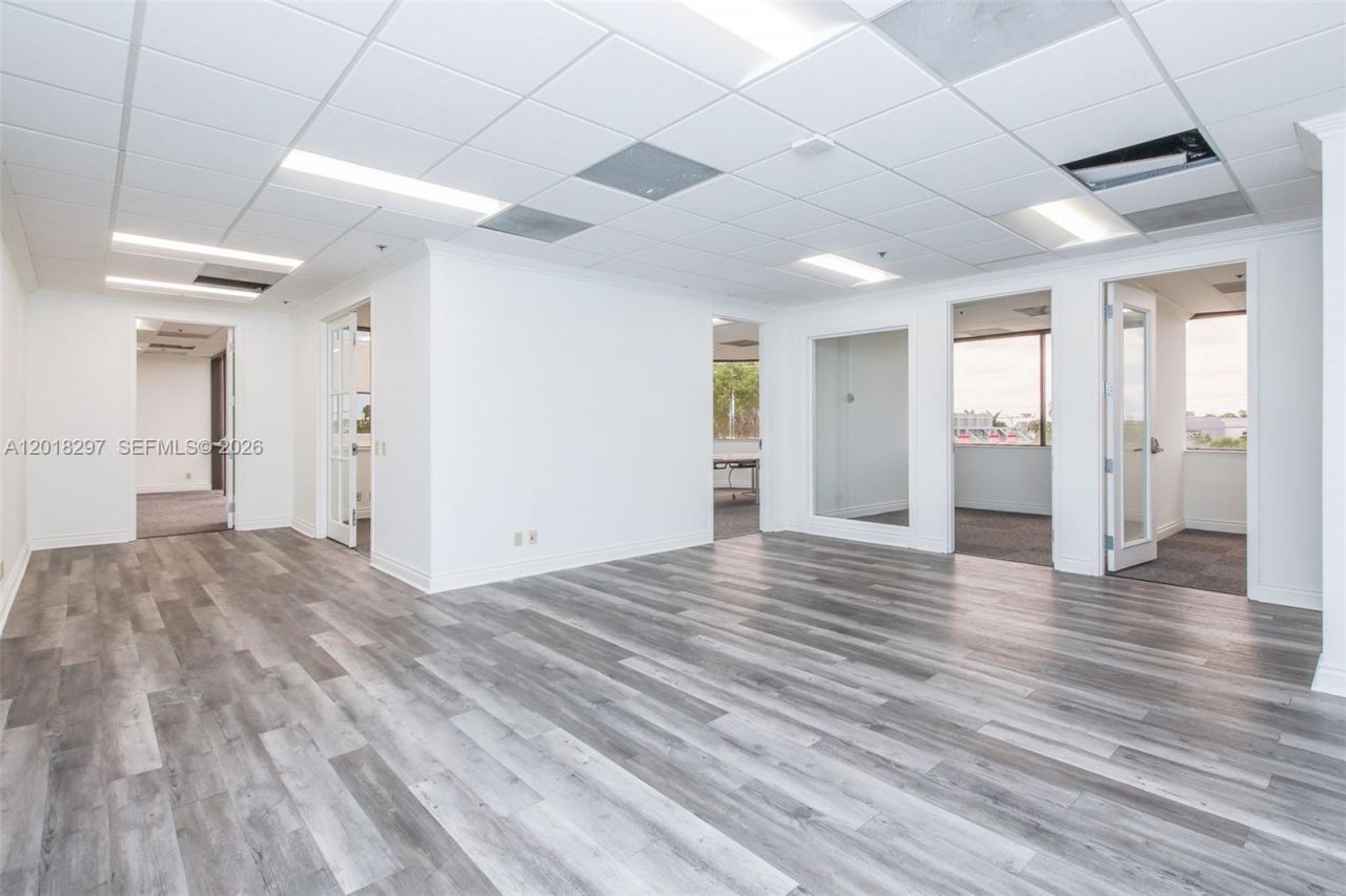 1900 Glades Rd , Unit 301, Boca Raton, FL 33431 Photo