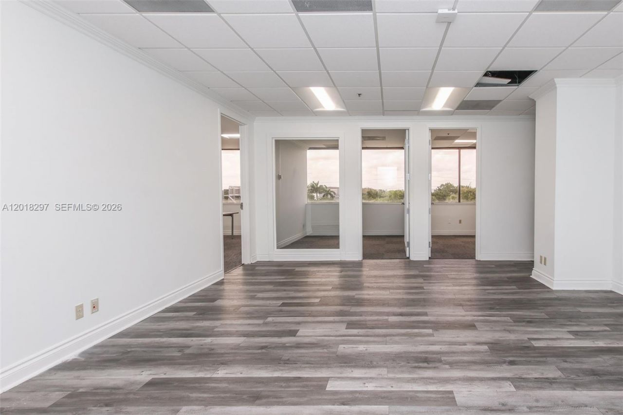 1900 Glades Rd , Unit 301, Boca Raton, FL 33431 Photo