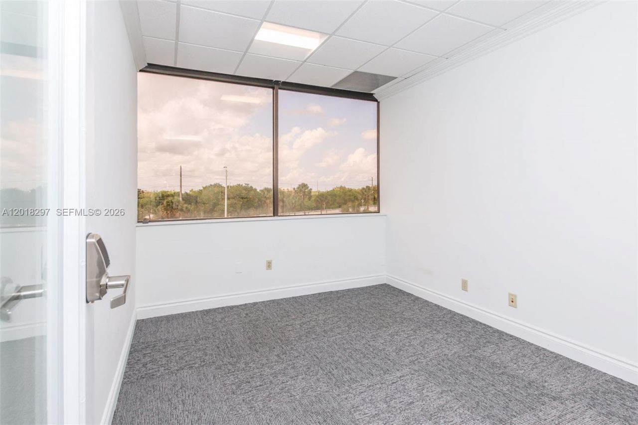1900 Glades Rd , Unit 301, Boca Raton, FL 33431 Photo