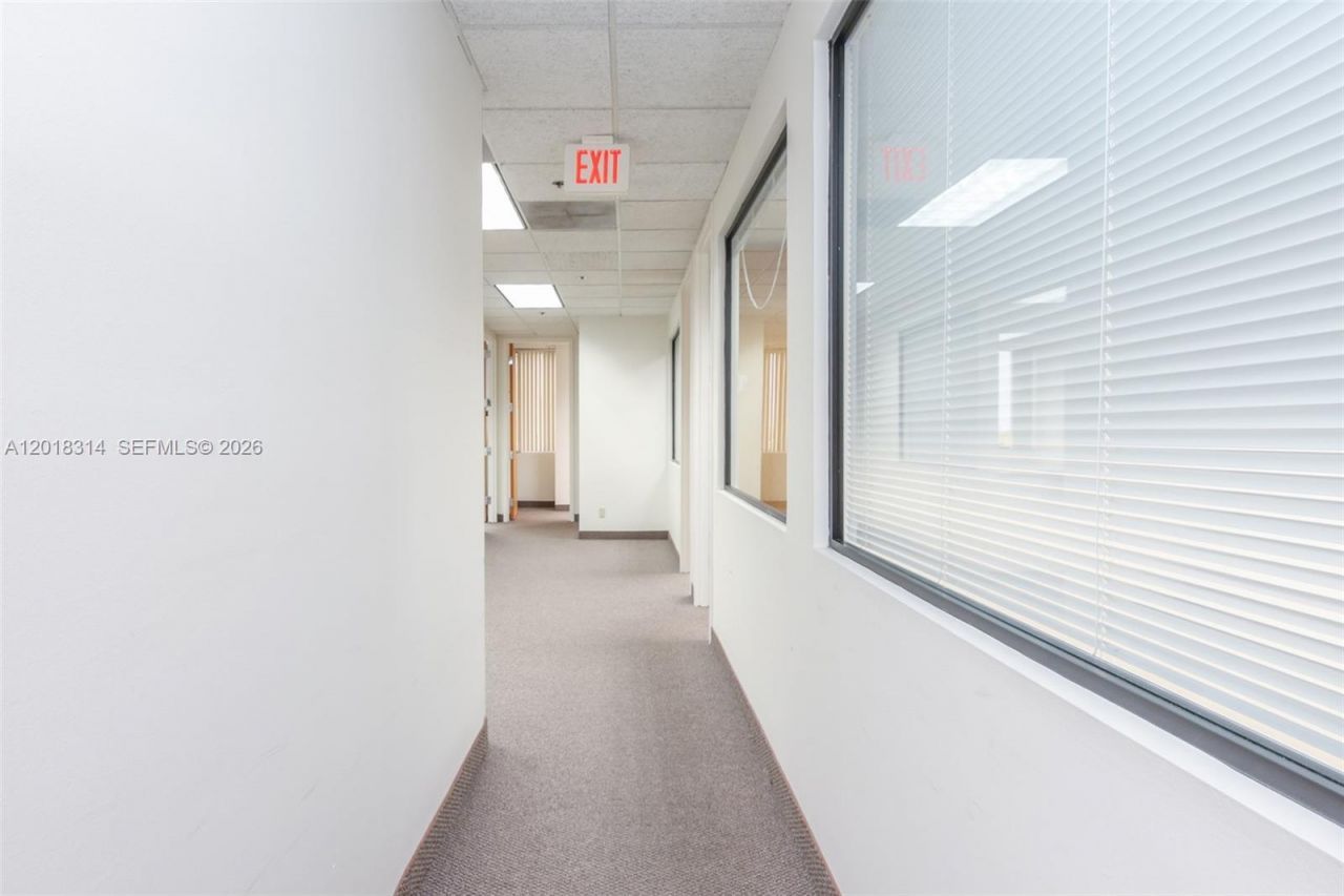 1900 Glades Rd , Unit 430, Boca Raton, FL 33431 Photo