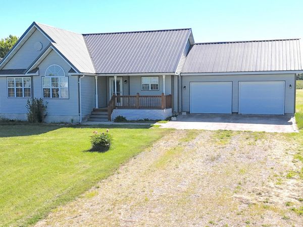124 Plainview Drive , Seymour, MO 65746