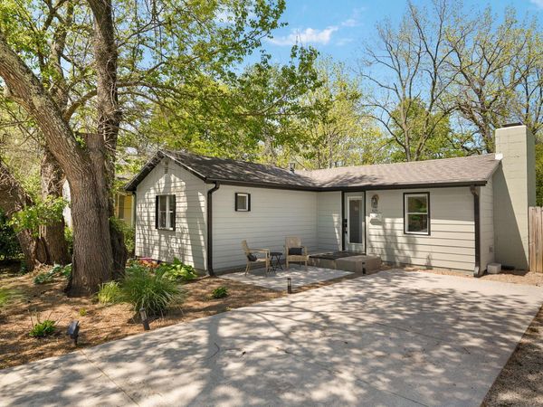 1029 E Seminole Street , Springfield, MO 65807