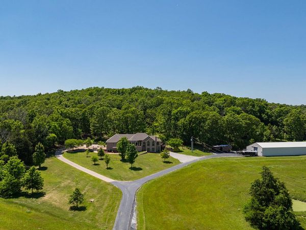 11755 N Farm Road 177 , Fair Grove, MO 65648