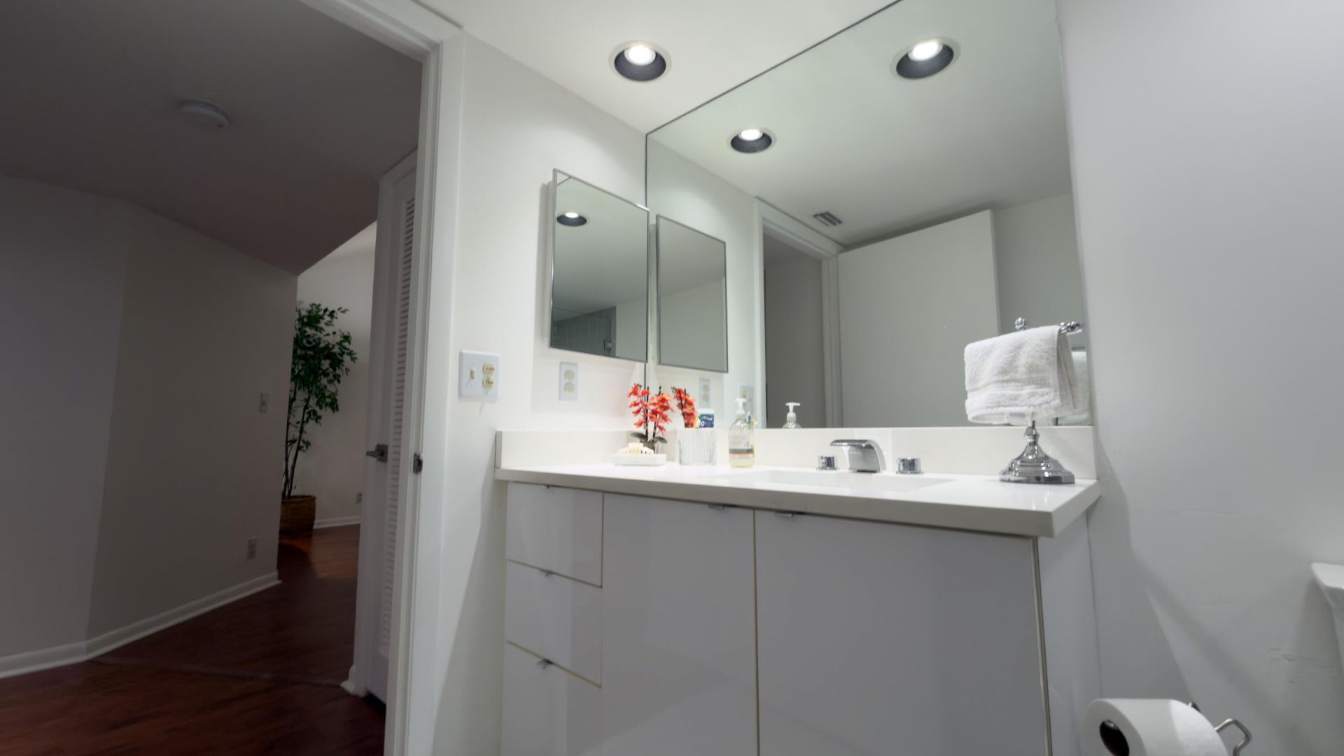 7473 Glendevon Lane, Unit 407, Delray Beach, FL 33446 Photo