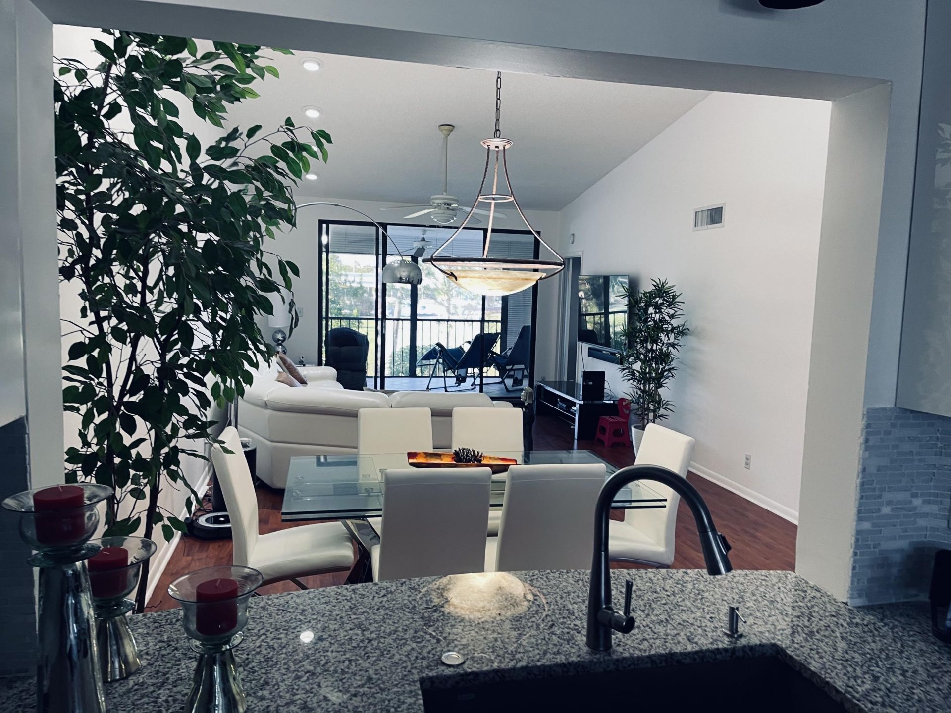 7473 Glendevon Lane, Unit 407, Delray Beach, FL 33446 Photo