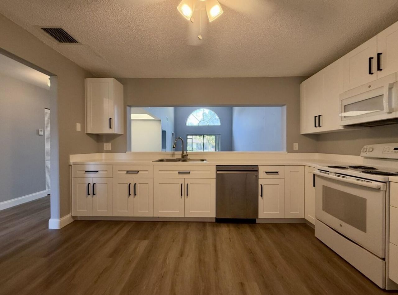 432 Ashwood Place, Boca Raton, FL 33431 Photo