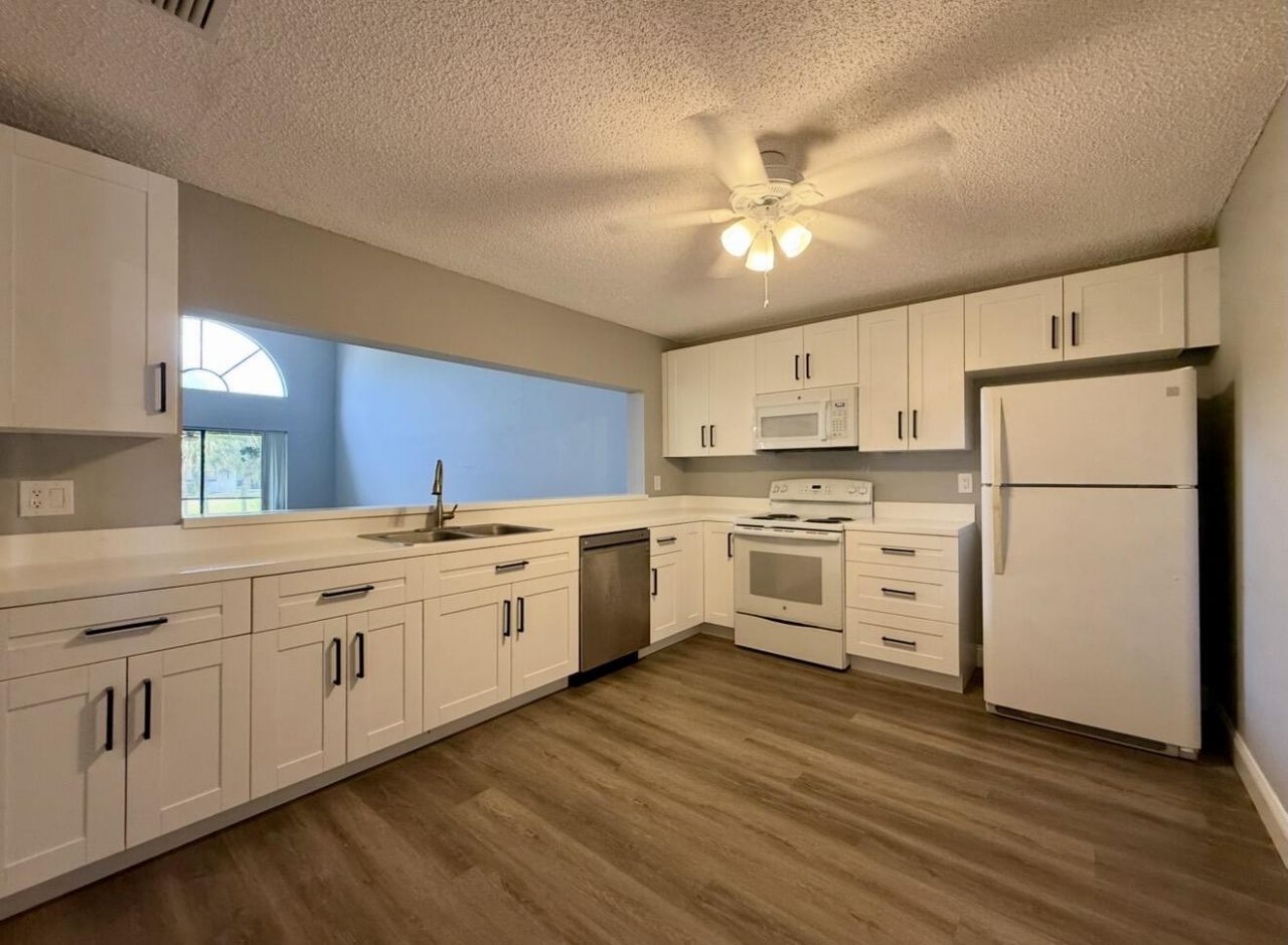 432 Ashwood Place, Boca Raton, FL 33431 Photo