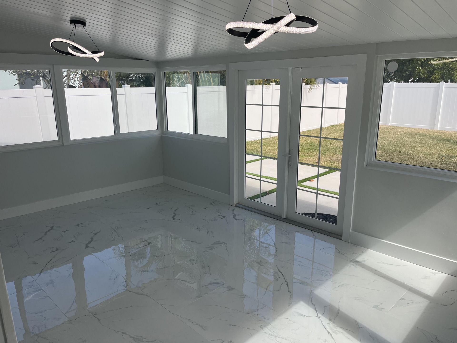 355 Maddock Street, West Palm Beach, FL 33405 Photo