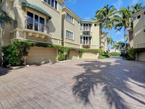 921 Osceola Drive, Unit 4, Boca Raton, FL 33432