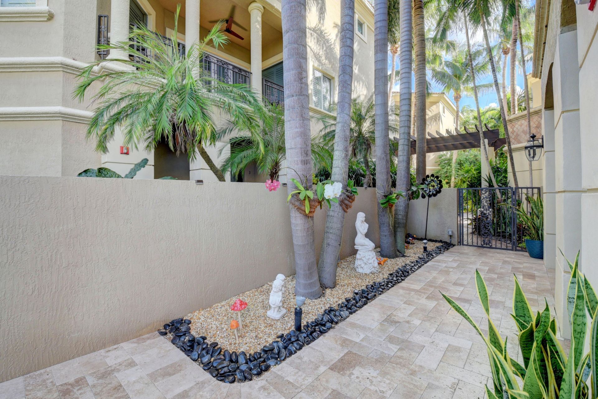 921 Osceola Drive, Unit 4, Boca Raton, FL 33432 Photo