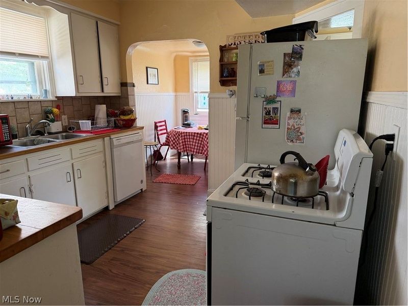 3568 Berkeley Road, Cleveland Heights, OH 44118 Photo 5