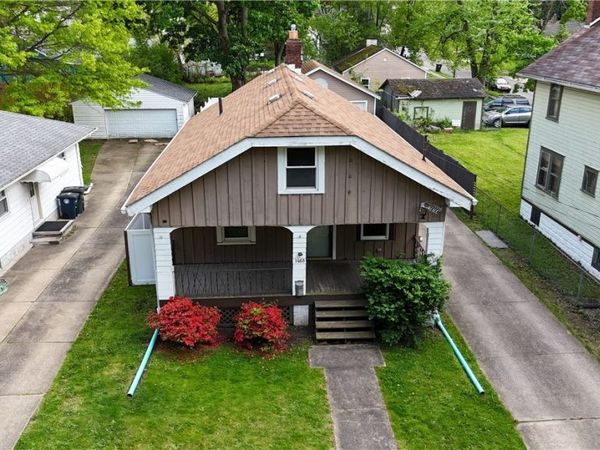 1468 Riverside Drive , Akron, OH 44310