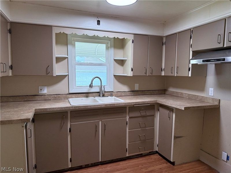 1468 Riverside Drive , Akron, OH 44310 Photo 10
