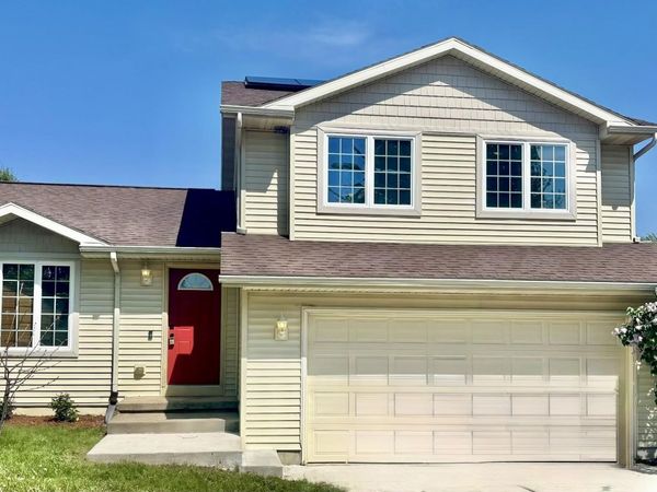 2421 Renaissance Drive, Fitchburg, WI 53711