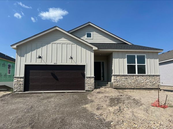 4333 132nd Avenue NE, Blaine, MN 55449