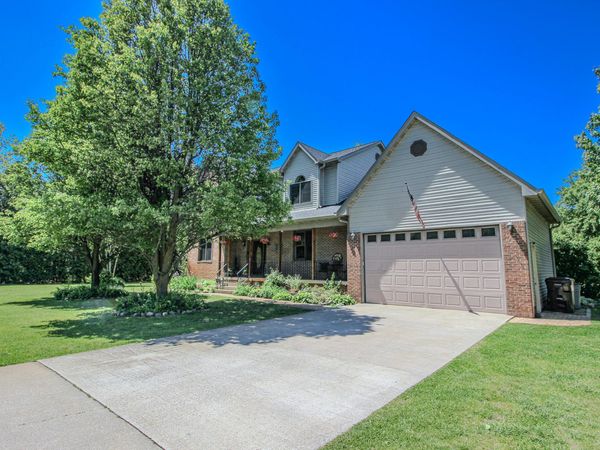 11794 N Michelle Drive , Wheatfield, IN 46392