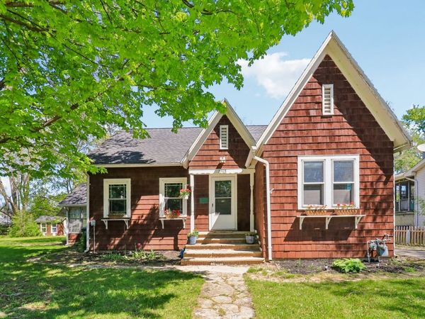 3908 W Kane Avenue, McHenry, IL 60050