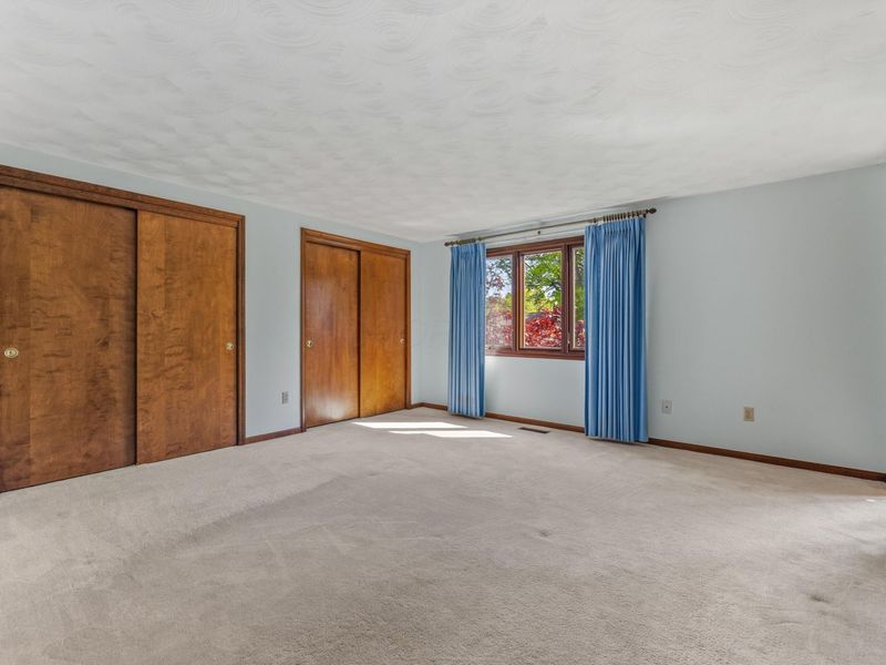 10 Keethler Drive S, Westerville, OH 43081 Photo 32