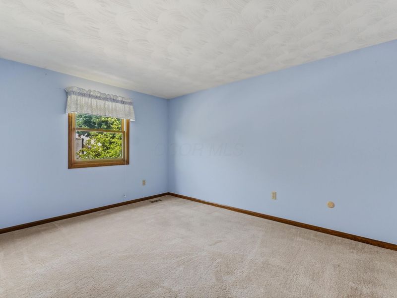 10 Keethler Drive S, Westerville, OH 43081 Photo 38