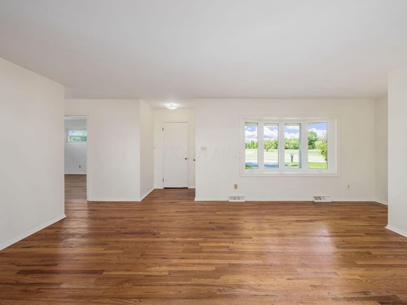 5675 Grove City Road, Grove City, OH 43123 Photo 10