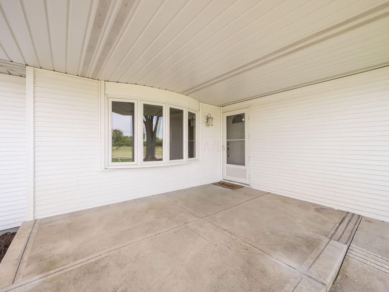 5675 Grove City Road, Grove City, OH 43123 Photo 4