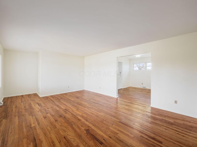 5675 Grove City Road, Grove City, OH 43123 Photo 6