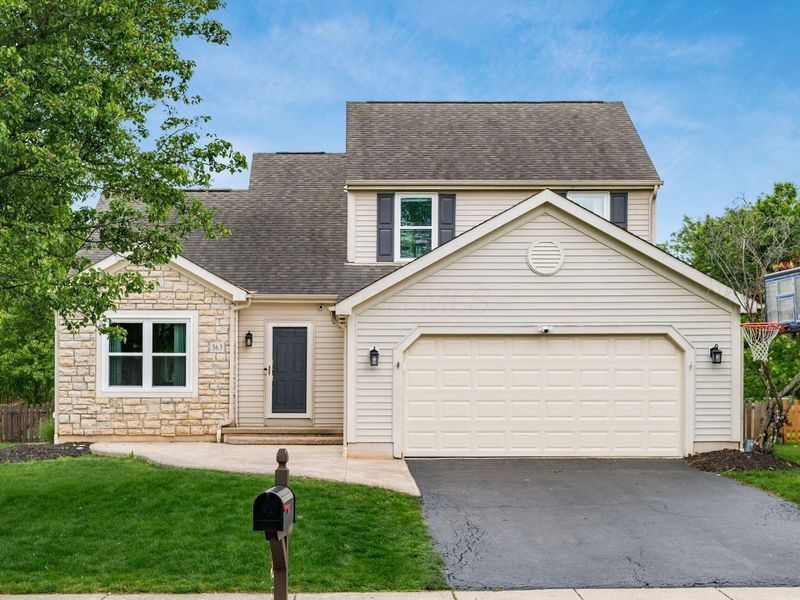 363 Abbotsbury Court, Westerville, OH 43082 Photo 1