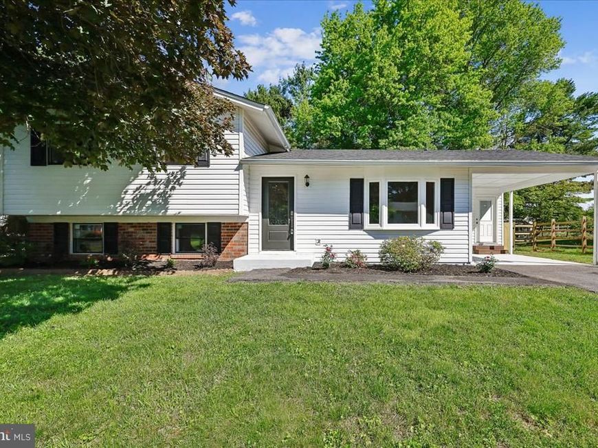 24321 Log House Road, Gaithersburg, MD 20882 Main Photo