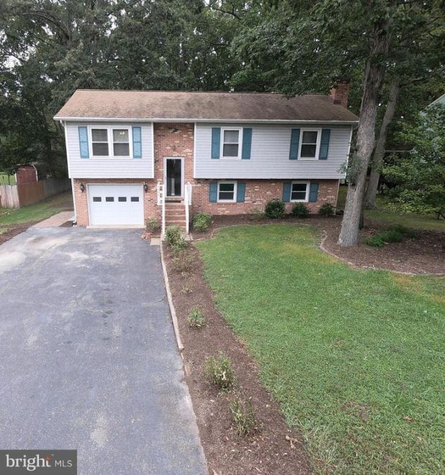 5405 Lee White Lane , Fredericksburg, VA 22407 Main Photo