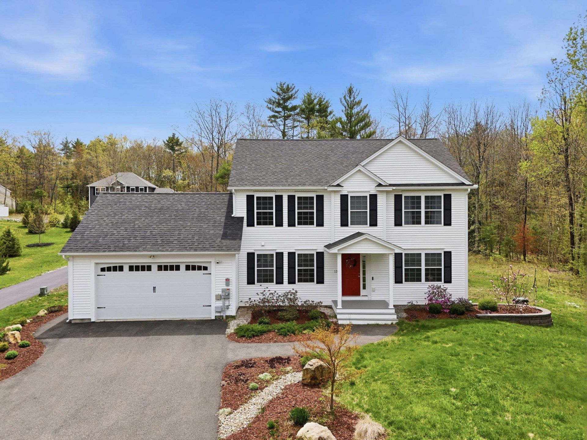 12 Sandybrook Drive, Raymond, NH 03077 Main Photo