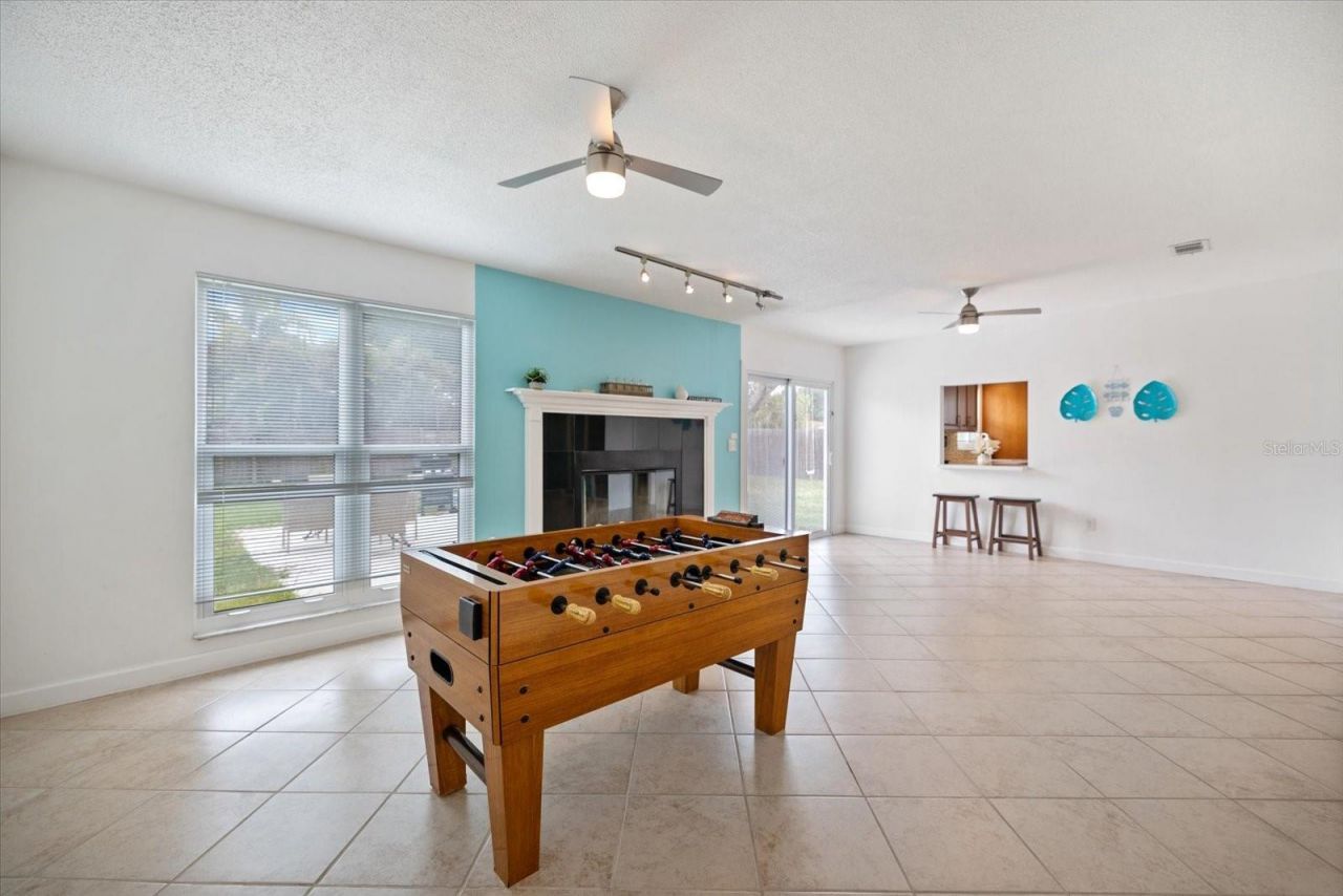 818 Plum Tree Lane, Sarasota, FL 34243 Photo