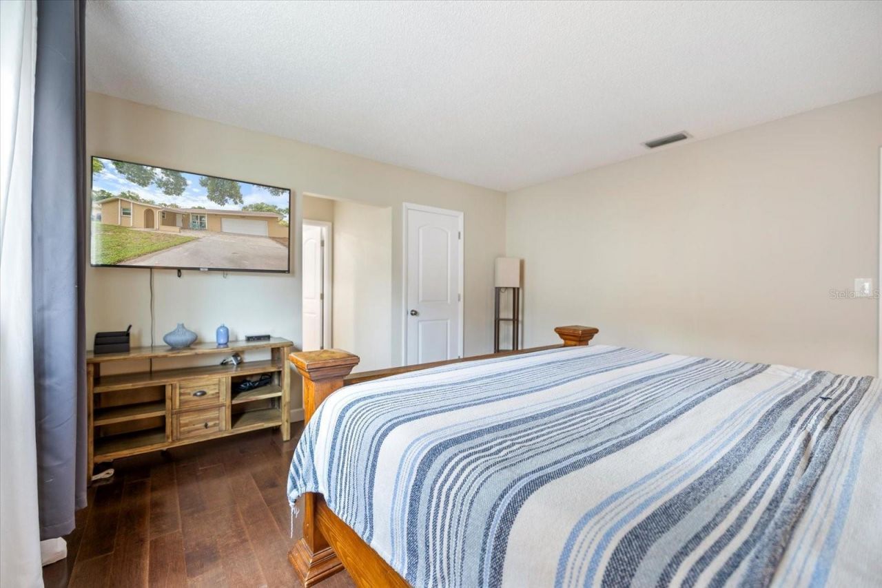 818 Plum Tree Lane, Sarasota, FL 34243 Photo
