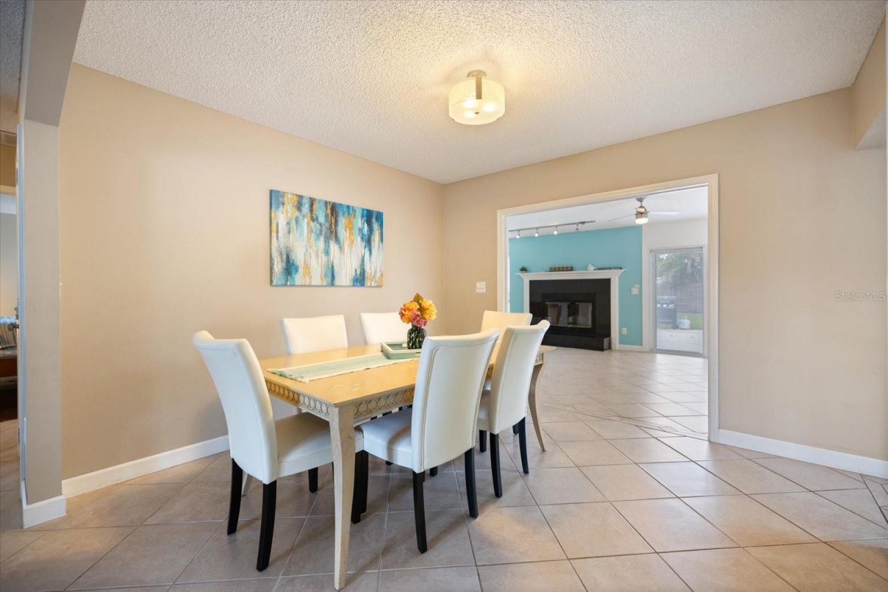 818 Plum Tree Lane, Sarasota, FL 34243 Photo