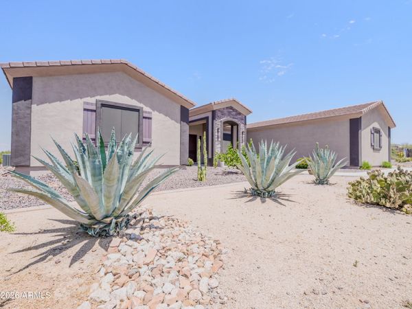 40130 N 7TH Street, Phoenix, AZ 85086