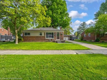 30650 Minton Street, Livonia, MI 48150