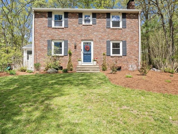 541 Flagg Hill Rd, Boxborough, MA 01719