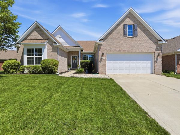 4323 Raintree Boulevard, Greenwood, IN 46143