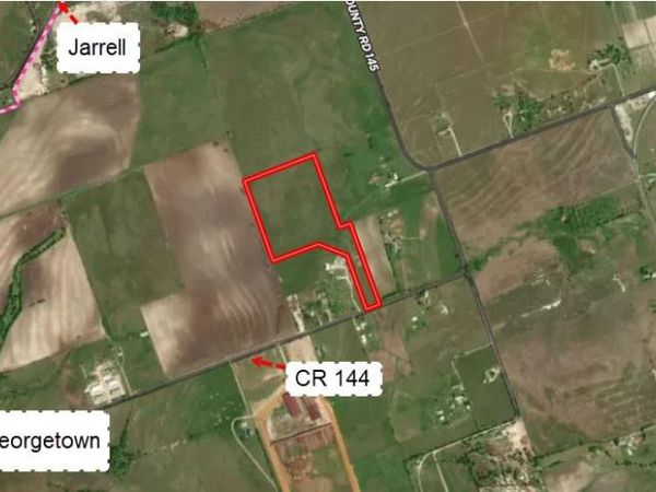 1401 CR 144 , Jarrell, TX 76537