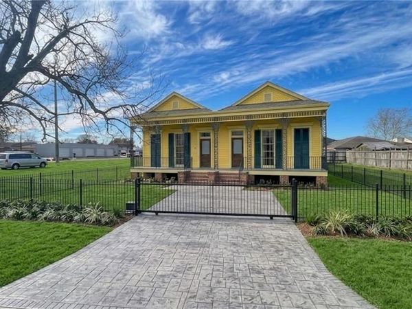 3612 and 23-24 SINCLAIR Street , Chalmette, LA 70043