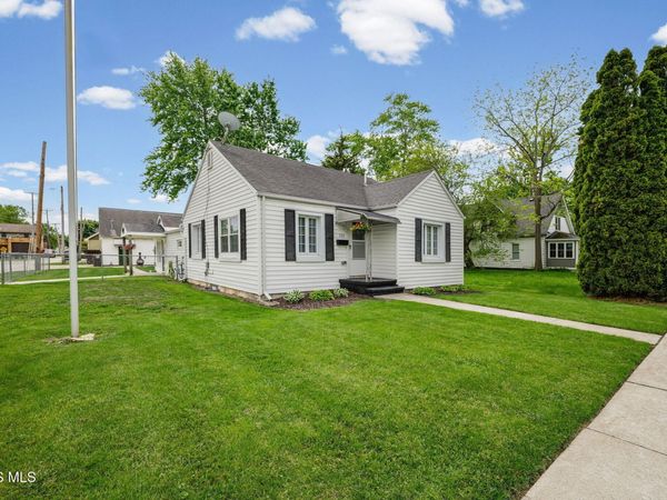 103 W 6th Street, Genoa, OH 43430
