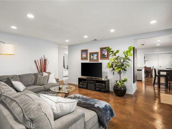 19301 Maynard Way, North Tustin, CA 92705