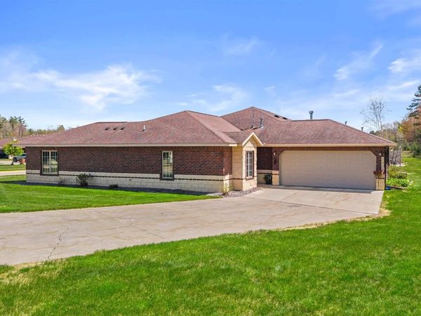 1901 BLUEBELL LANE, Stevens Point, WI 54482