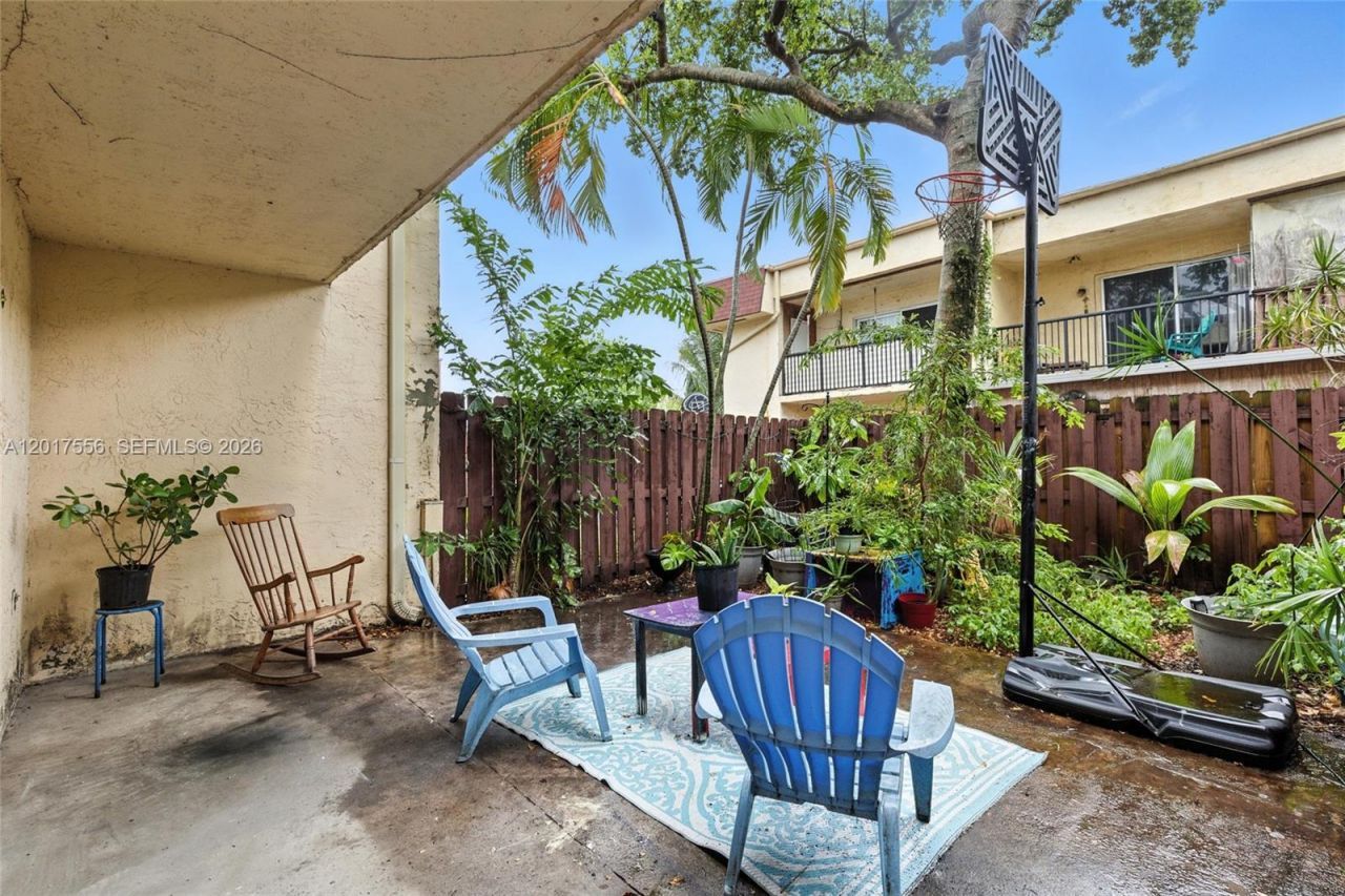 4165 SW 66th Ter , Unit 109, Davie, FL 33314 Photo