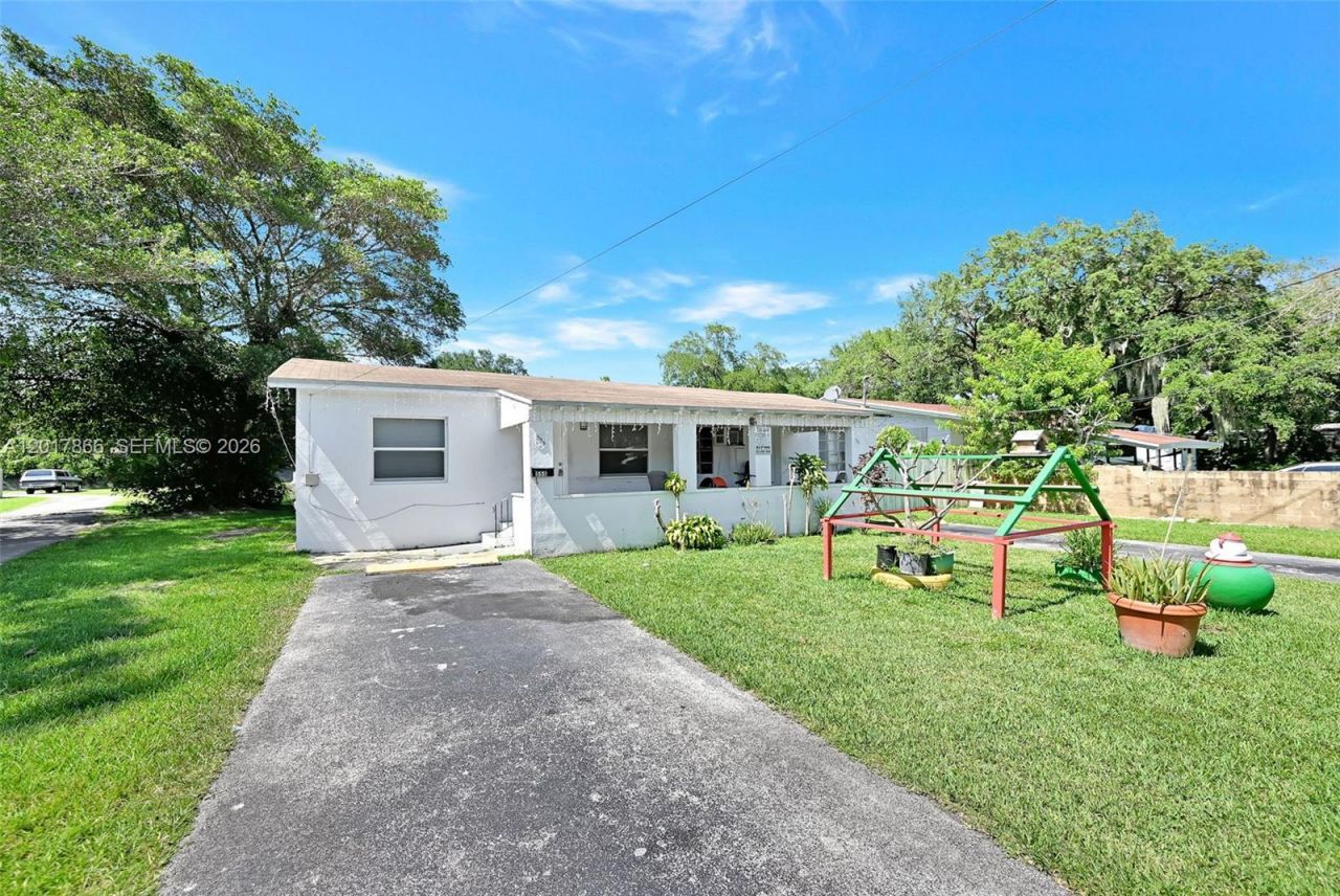 577 NW 90th St , Unit 555, El Portal, FL 33150 Photo